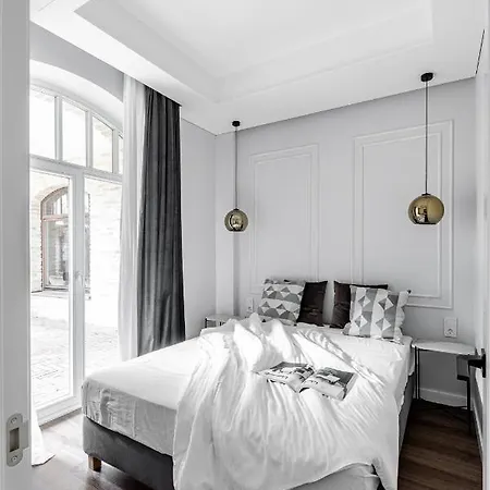 Apartment Luxurious In Old Town By Reside Baltic