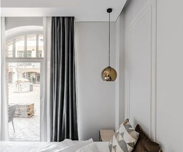 Luxurious In Old Town By Reside Baltic *